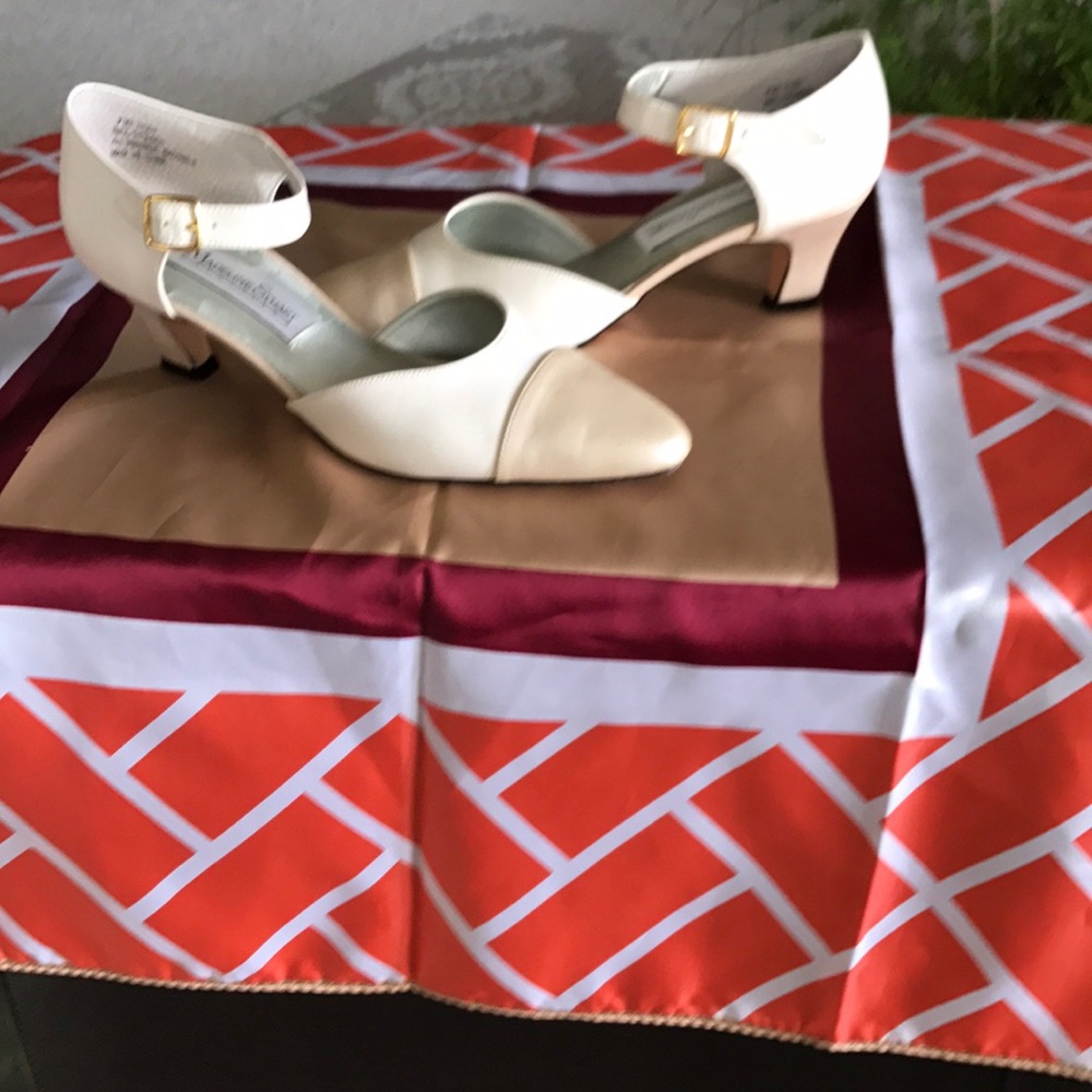 Perfect Office Shoe by Madeline Stuart  7 1/2M